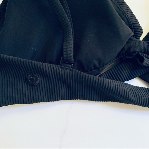 Lululemon Athletica swimming top - Picture 4 of 5